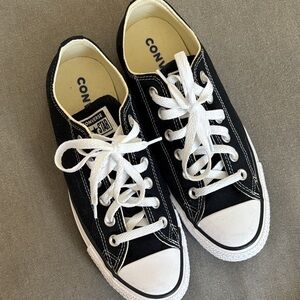 Black Low Top All-Star Converse